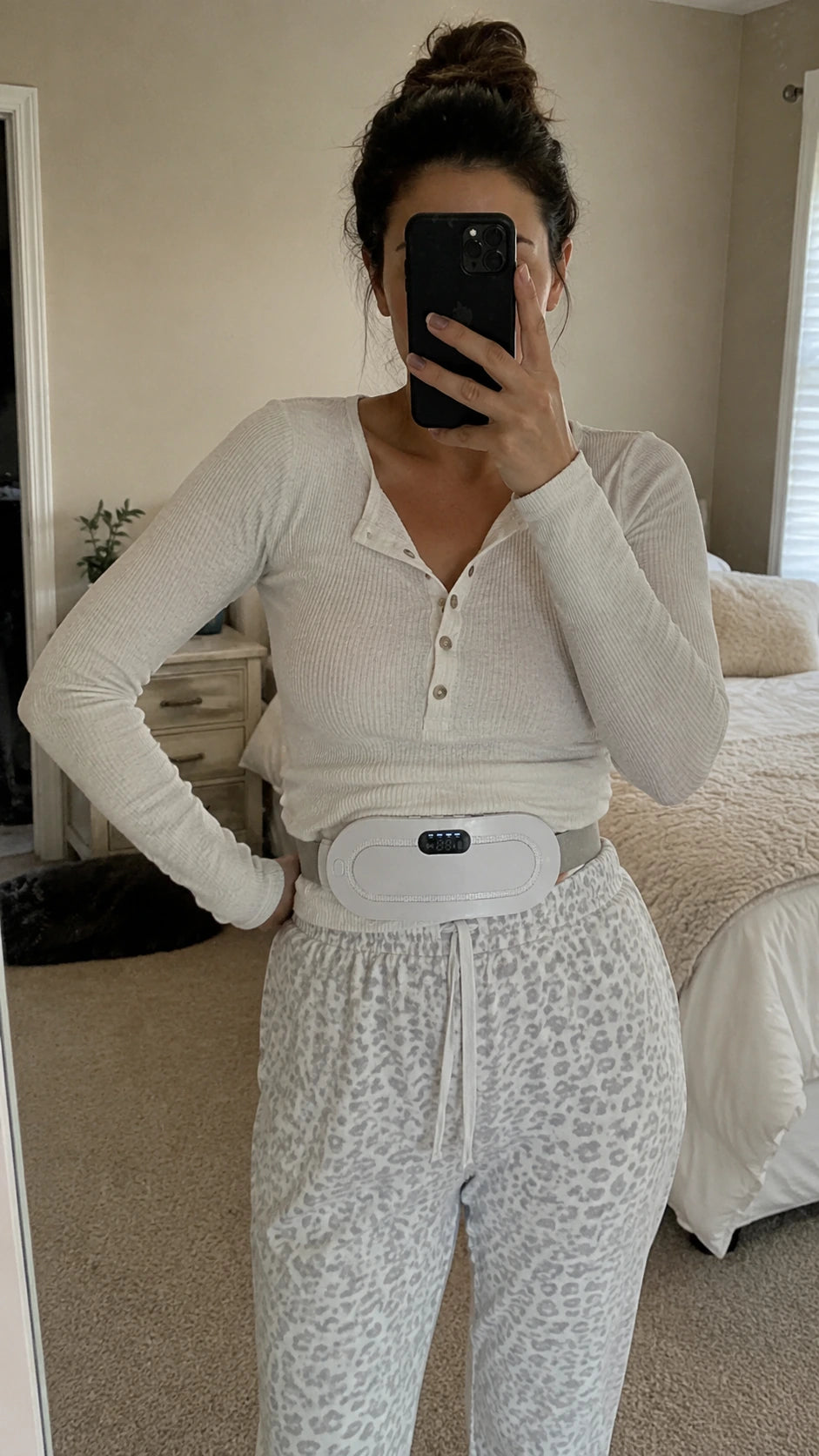 mirror selfie wearing belt