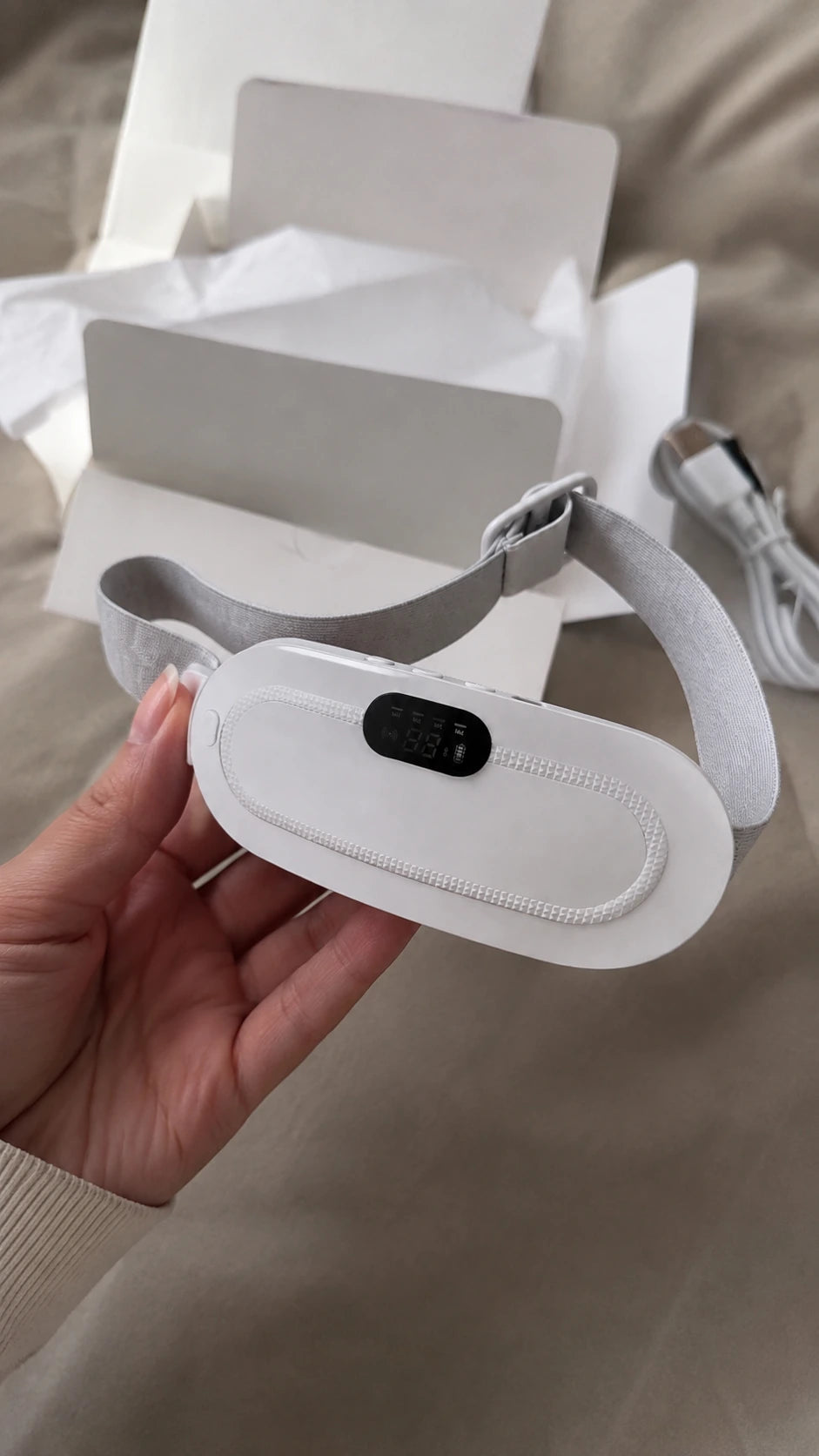 unboxing with usb c cable